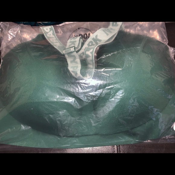 Adidas x Ivy Park Cutout Medium Support Bra - Picture 5 of 8